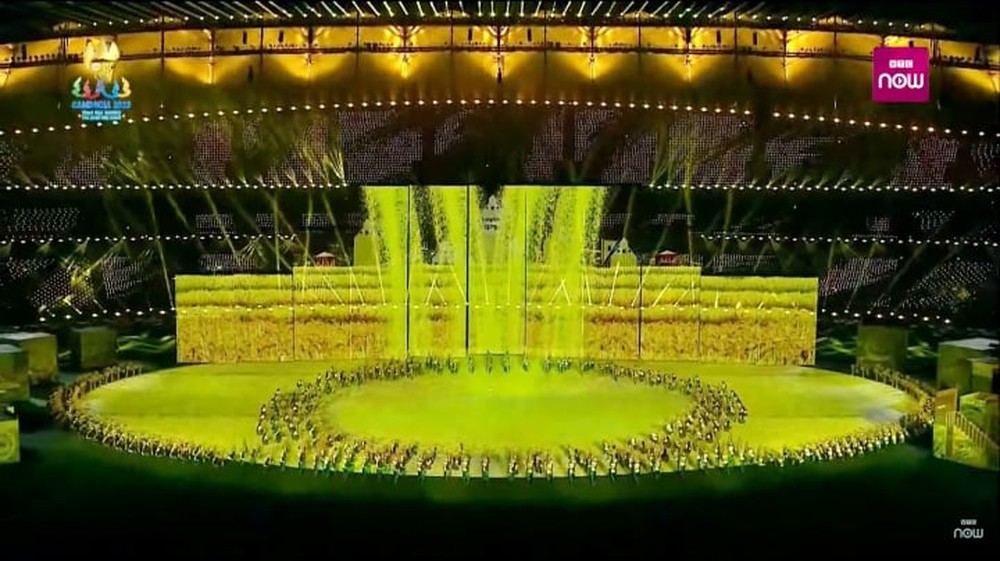 Trực tiếp khai mạc SEA Games 32: Màn giới thiệu hoành tráng của Campuchia - Ảnh 1.