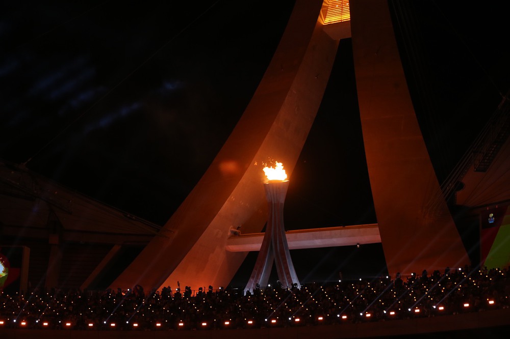 CĐV Campuchia bỏ về sớm, sân nghìn tỷ trống vắng dù lễ khai mạc SEA Games 32 chưa kết thúc