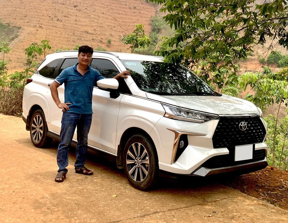 Ham vui đem Toyota Veloz đi đồi cát ở Bình Định rồi suýt sa lầy, chủ xe thoát nạn nhờ ‘nảy số’ nhớ ra mẹo đọc trên mạng - Ảnh 4.