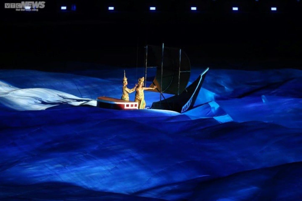 Trực tiếp khai mạc SEA Games 32: Màn giới thiệu hoành tráng của Campuchia - Ảnh 4.