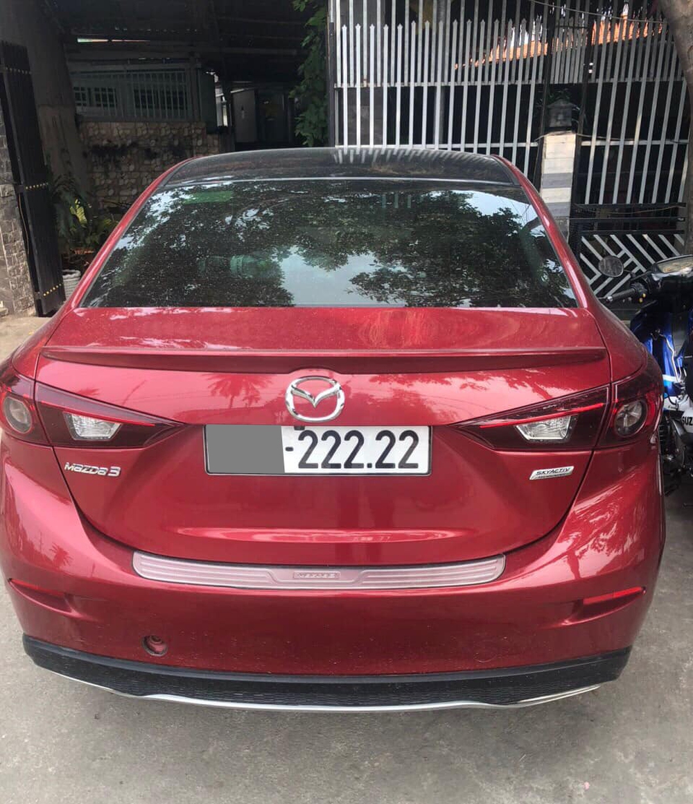 Mazda3 đi 6 năm gần 80.000km chào giá 1,3 tỷ ngang BMW 3-Series ‘đập hộp’, chủ xe chỉ đăng ảnh có biển số và không nói nhiều