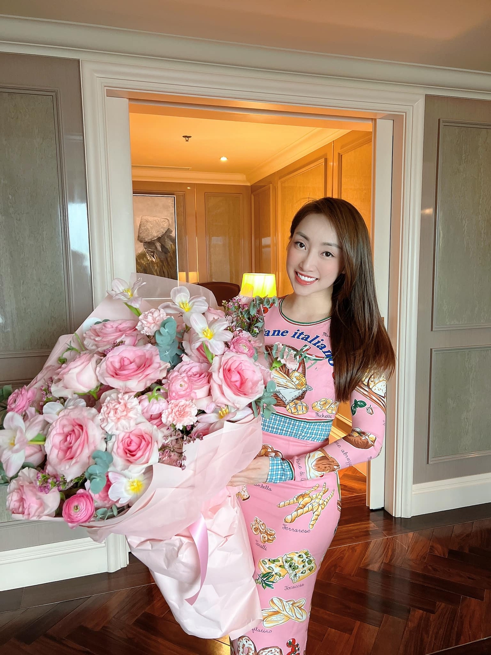 Bà xã doanh nhân kém 16 tuổi của cựu diễn viên Chi Bảo: Nắm trong tay chuỗi spa rộng khắp Hà Nội, TP.HCM, kiếm tiền từ năm 19 tuổi, giàu tới nỗi chồng bị đồn kết hôn chỉ vì tài sản - Ảnh 1.