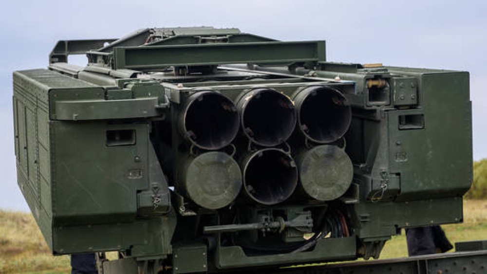 Tiết lộ cách Nga khiến tên lửa tiên tiến Mỹ hỗ trợ Ukraine đi chệch hướng - Ảnh 1.