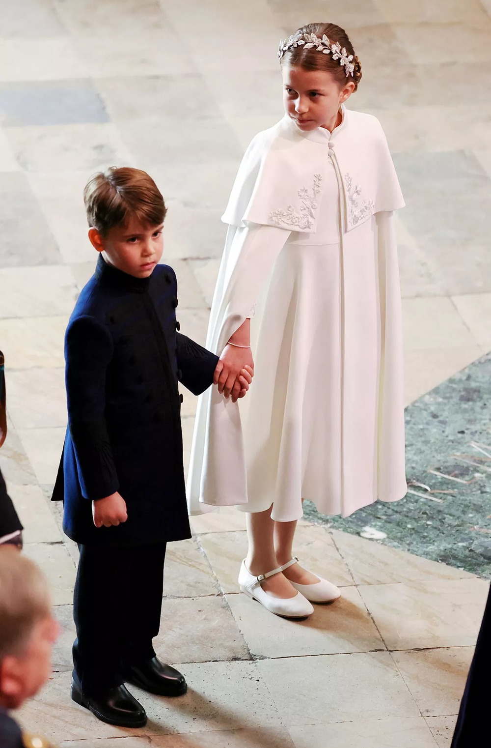 3 con của William và Kate diện trang phục màu sắc khác nhau, ngầm mang ý nghĩa đặc biệt không phải ai cũng nhận thấy - Ảnh 3.