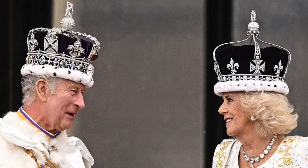Chùm ảnh so sánh giữa lễ đăng quang của Nữ vương Elizabeth và Vua Charles: Đâu là sự kiện quy mô hơn? - Ảnh 9.