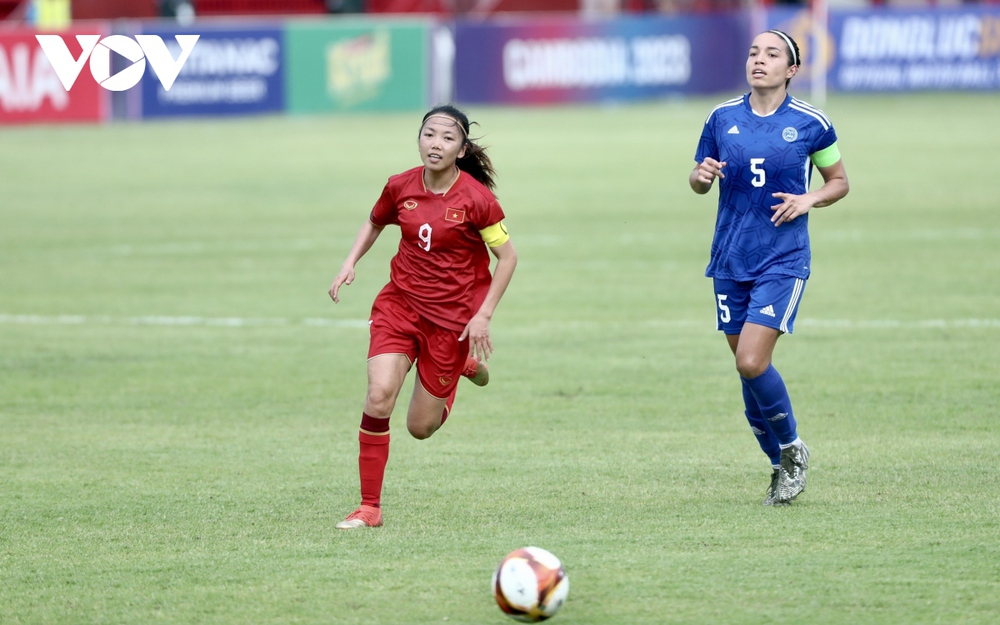 Cầu thủ nữ Việt Nam và Philippines cùng tâm trạng sau trận quyết đấu ở SEA Games 32 - Ảnh 8.