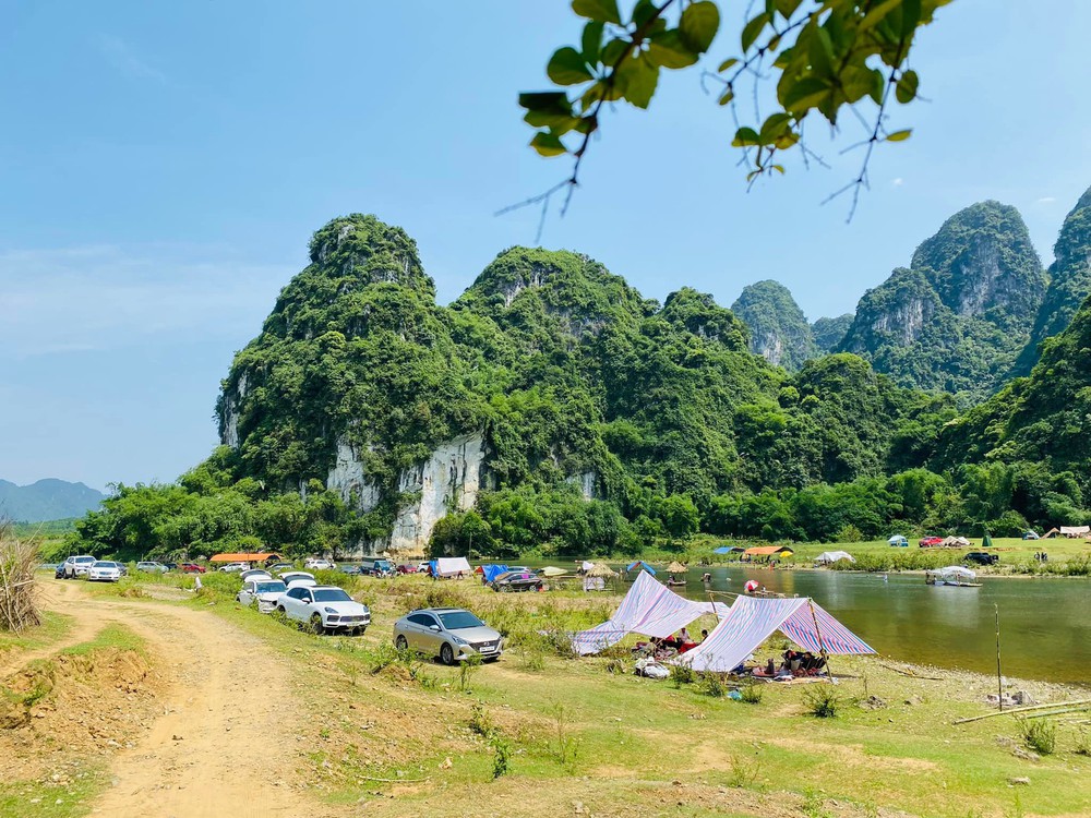 Điểm dã ngoại hoang sơ gần Hà Nội đang được nhiều gia đình tìm đến để đổi gió gần gũi thiên nhiên - Ảnh 8.