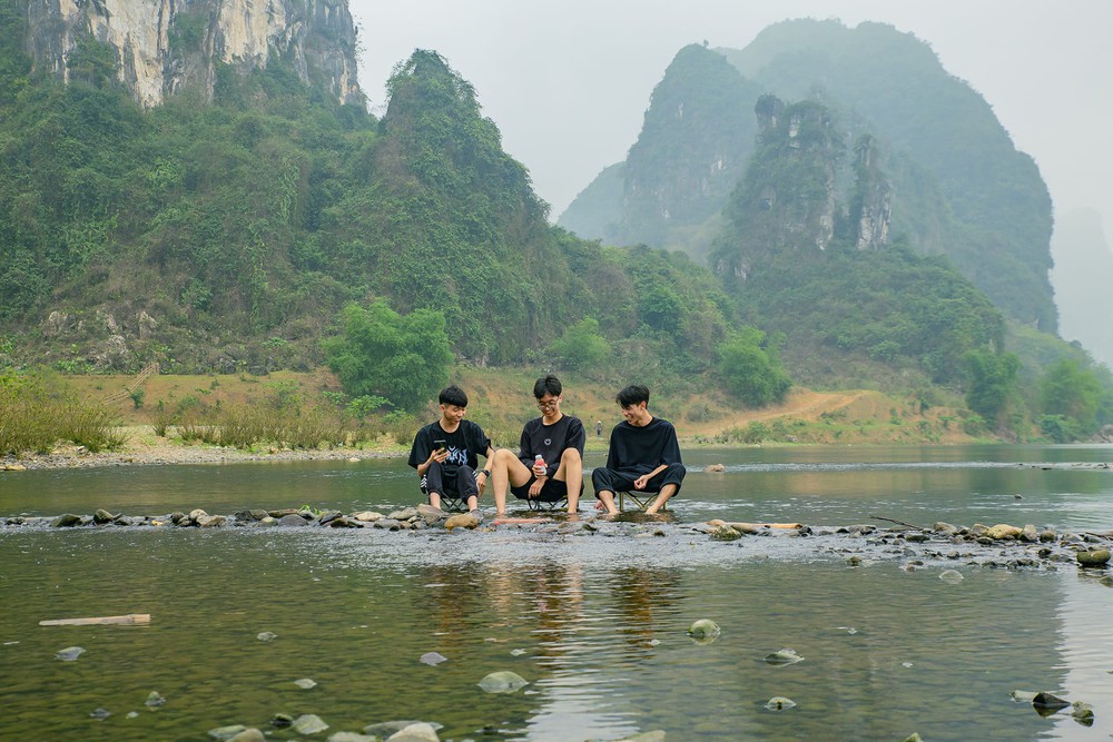 Điểm dã ngoại hoang sơ gần Hà Nội đang được nhiều gia đình tìm đến để đổi gió gần gũi thiên nhiên - Ảnh 17.