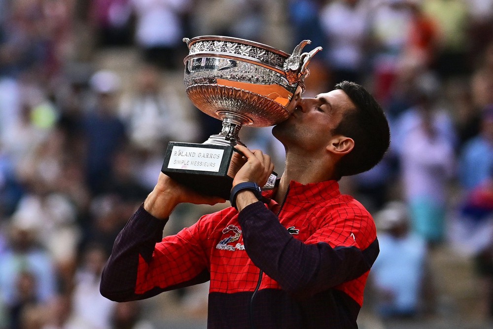 23 Grand Slam của Djokovic và kỳ tích của tay vợt luôn tin mình giỏi nhất - Ảnh 1.