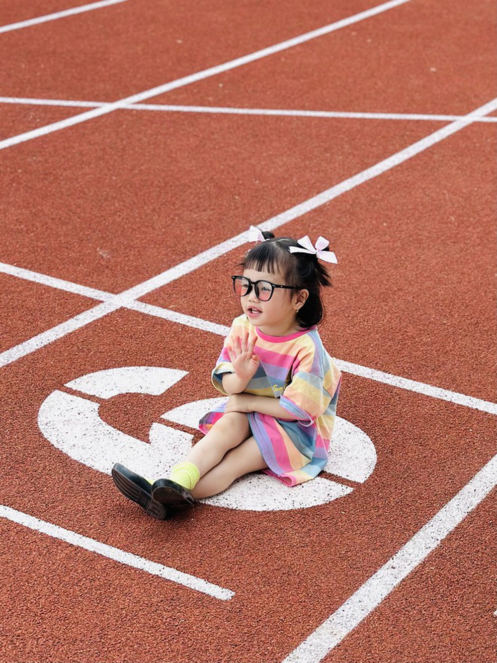 Bộ ảnh “cả thế giới trên tay ba” đáng yêu của gia đình nhỏ ở Đà Lạt