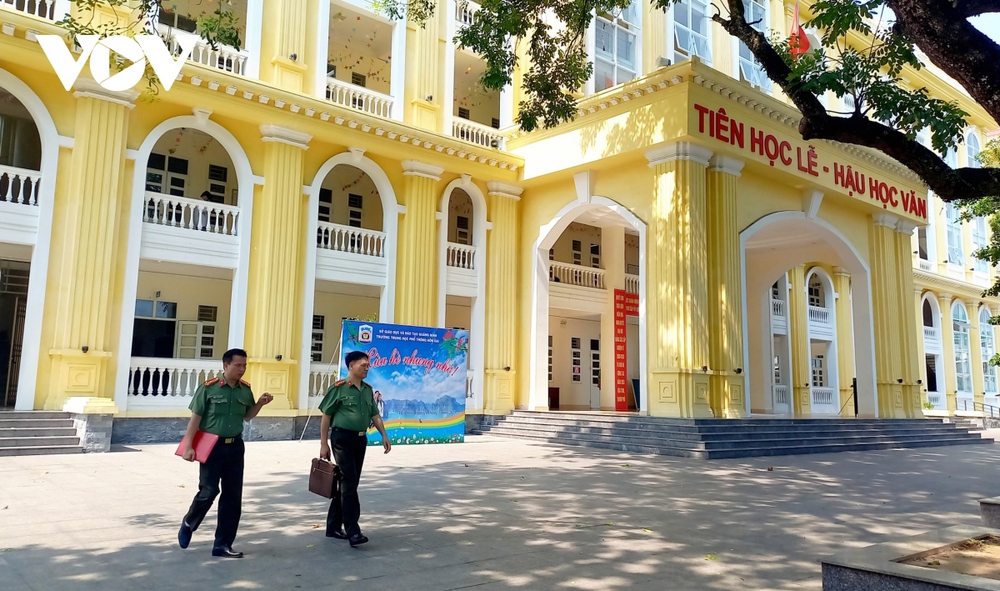 Bộ GD-ĐT kiểm tra công tác thi THPT quốc gia 2023 tại Quảng Ninh - Ảnh 1.