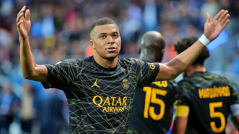 Real Madrid sẵn sàng chi 200 triệu Euro mua Mbappe - Ảnh 1.