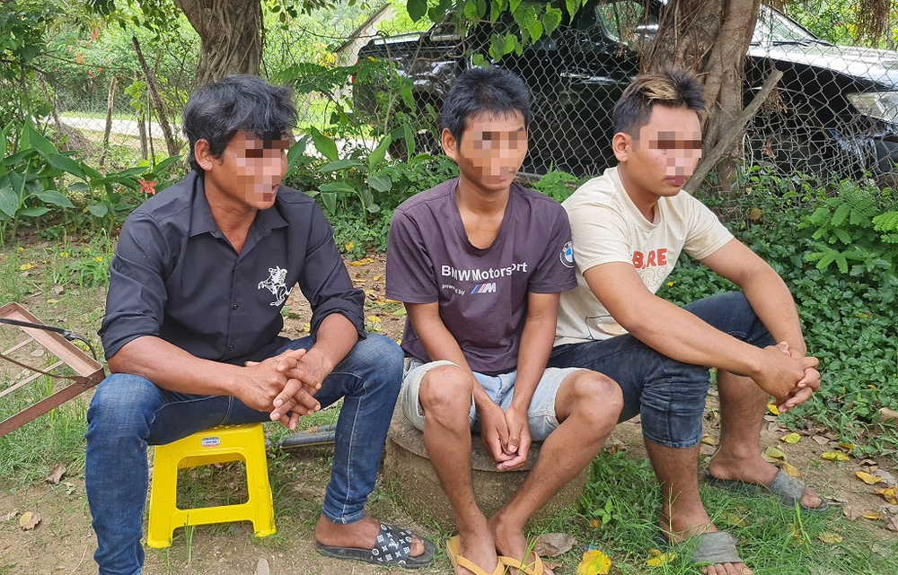 Vụ tấn công trụ sở UBND xã ở Đắk Lắk: 3 con tin về với gia đình an toàn - Ảnh 1.