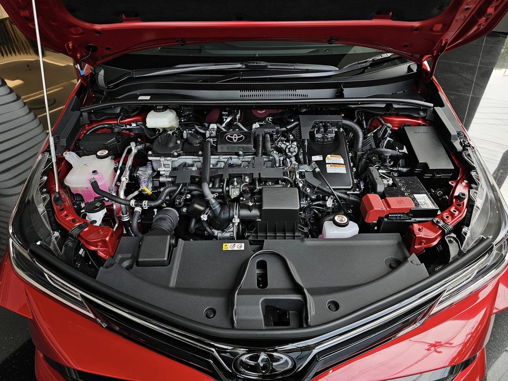 Ảnh thực tế Corolla Altis 2023: Giữ thiết kế nhưng thêm nhiều trang bị, sớm về Việt Nam đấu Mazda3 và Civic - Ảnh 12.