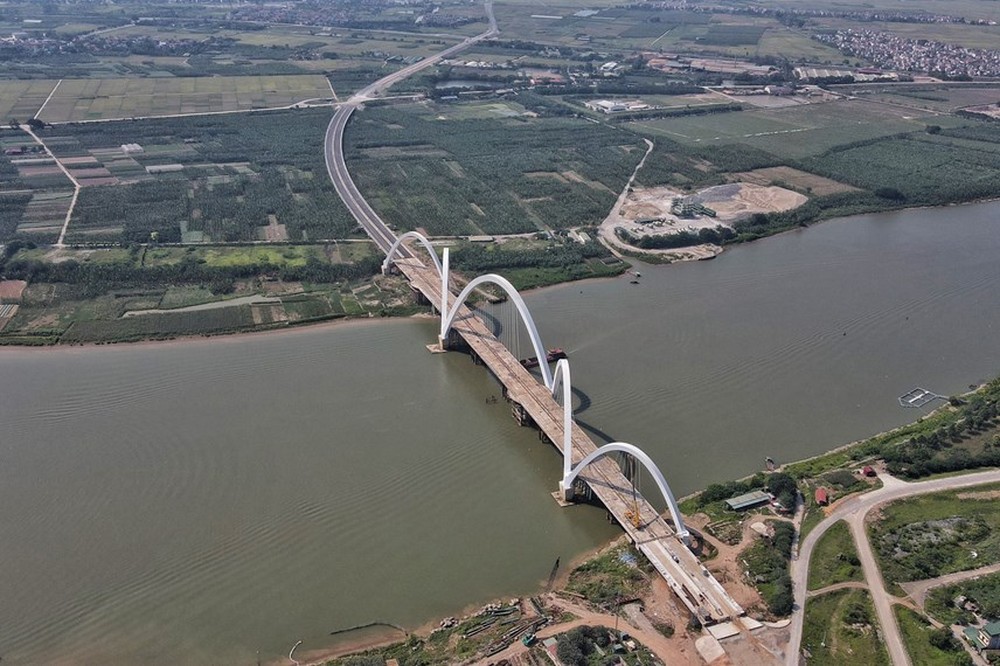 Ngắm cây cầu vòm thép cao nhất Việt Nam dự kiến thông xe trong tháng 9/2023 - Ảnh 5.