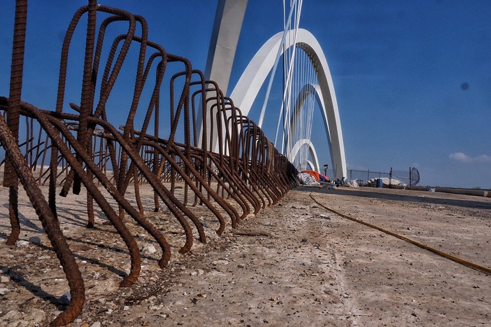 Ngắm cây cầu vòm thép cao nhất Việt Nam dự kiến thông xe trong tháng 9/2023 - Ảnh 11.