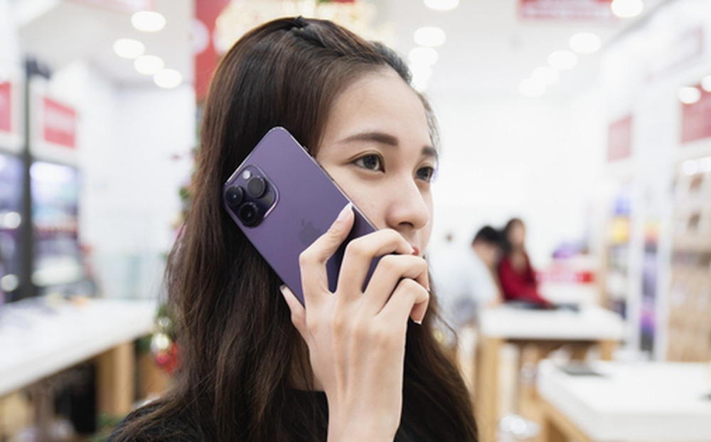 Một tháng sau "cuộc chiến" sập giá, chuỗi bán lẻ nào đang bán điện thoại iPhone 14 Pro Max, iPhone 13... rẻ nhất?