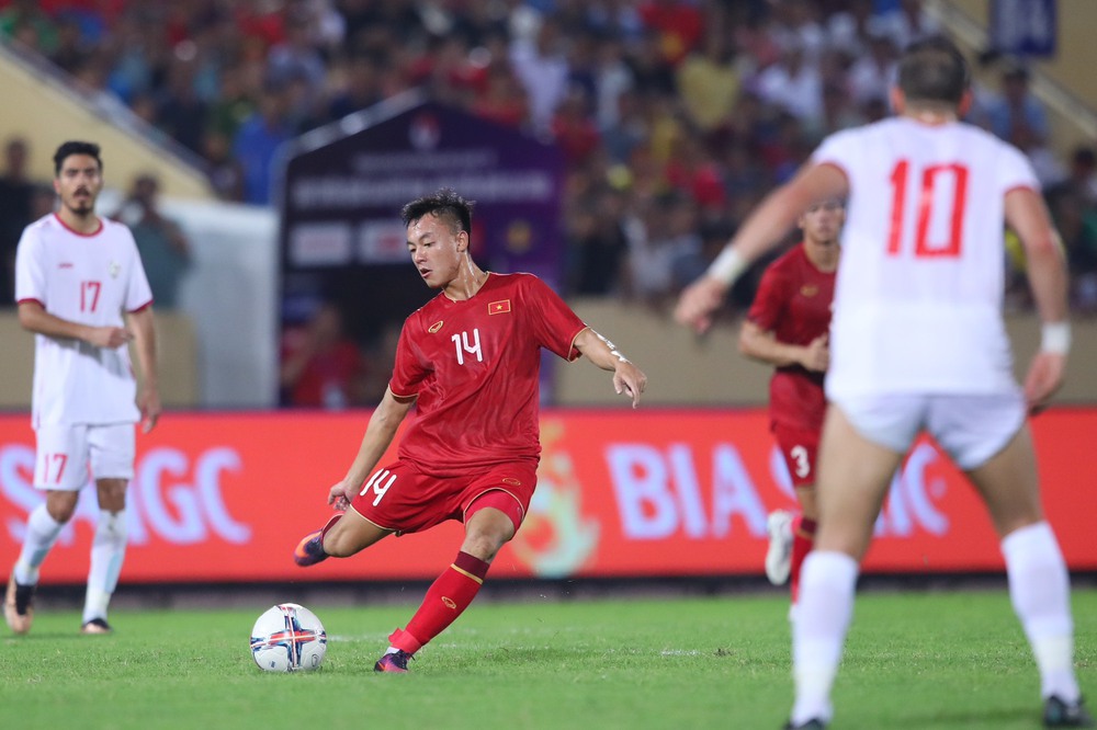 Trước “bài toán khó” Syria, tuyển Việt Nam tìm ra lời giải nhờ “viên ngọc thô” của đội đầu bảng V.League - Ảnh 1.