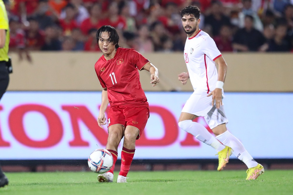 Trước “bài toán khó” Syria, tuyển Việt Nam tìm ra lời giải nhờ “viên ngọc thô” của đội đầu bảng V.League - Ảnh 2.