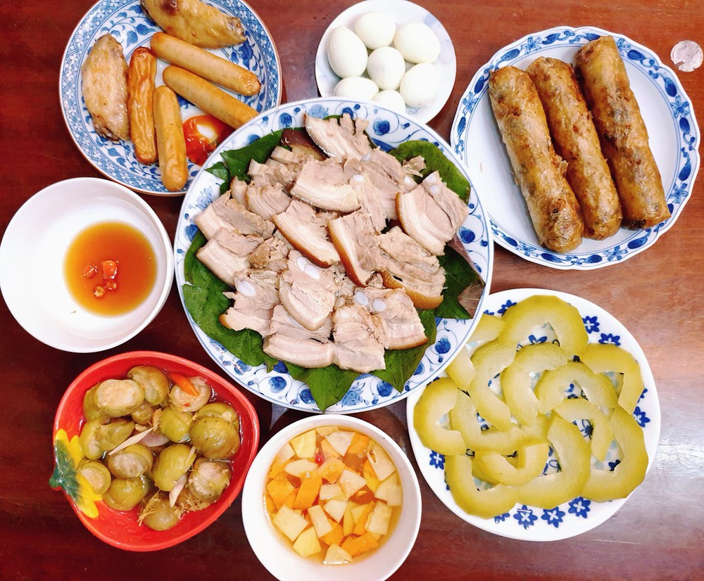 Vợ “bắt đền” vì nấu cơm cữ quá ngon, chồng dành toàn thời gian để sửa chữa sai lầm
