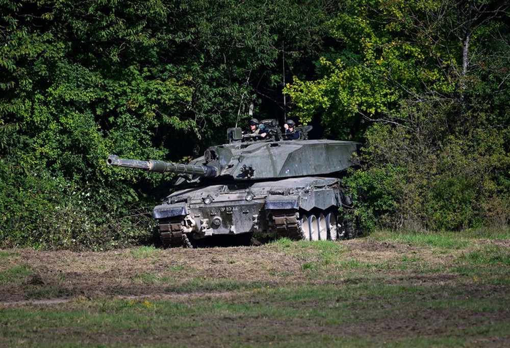 Ukraine đã sẵn sàng sử dụng xe tăng nguy hiểm nhất  - Ảnh 3.