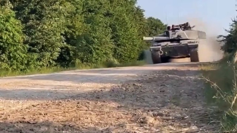 Ukraine đã sẵn sàng sử dụng xe tăng nguy hiểm nhất  - Ảnh 8.