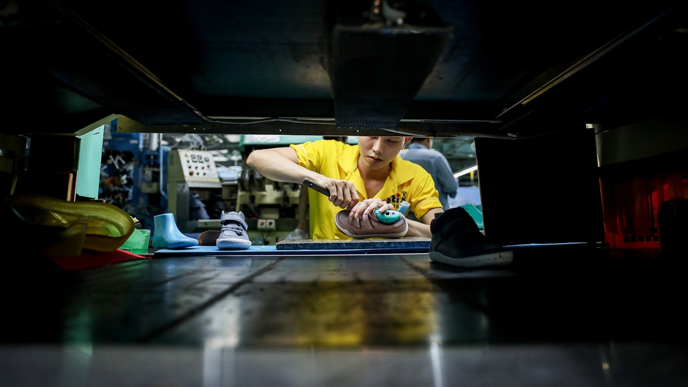 Phó TGĐ Biti’s Vưu Lệ Minh lần đầu kể chuyện làm giày: 200 công đoạn, 1 năm thiết kế, 20 ngày sản xuất- Ảnh 8.