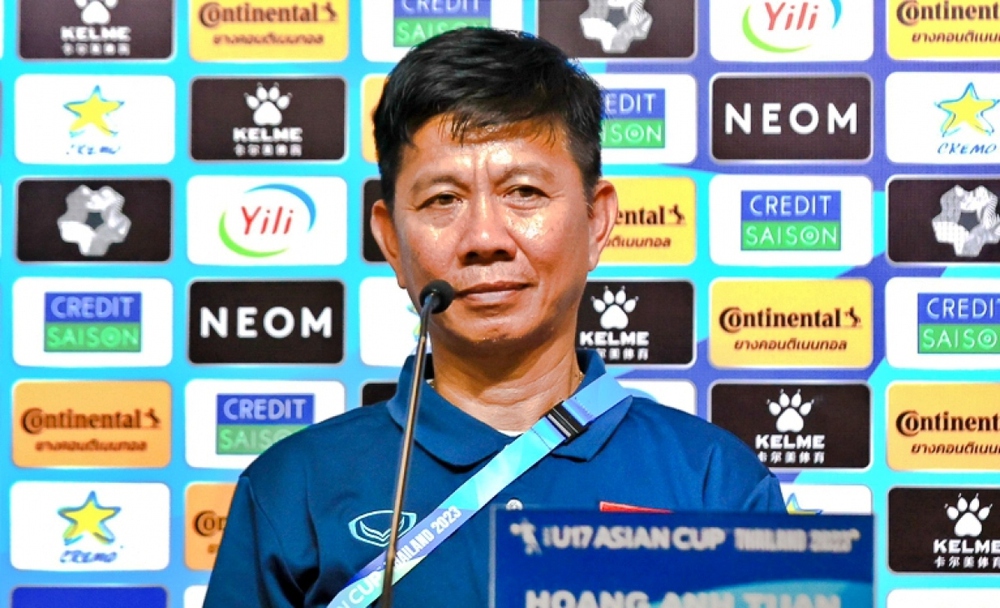 HLV Hoàng Anh Tuấn tự tin trước trận đấu sống còn của U17 Việt Nam - Ảnh 1.