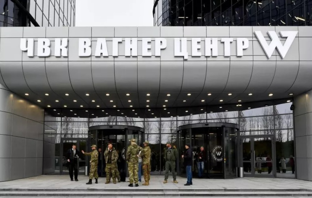 Lực lượng an ninh Nga phong tỏa trụ sở tập đoàn Wagner ở St. Petersburg - Ảnh 1.