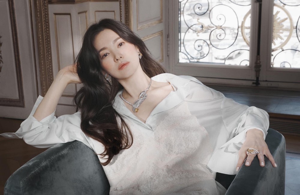 Song Hye Kyo muốn bỏ nghề - Ảnh 1.