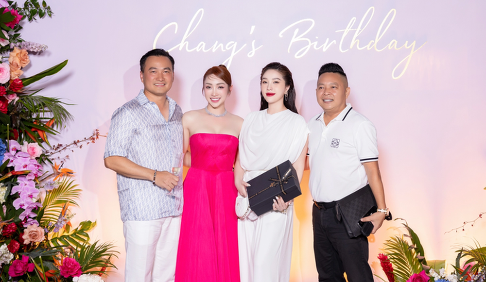 Dàn sao Việt đến chúc mừng sinh nhật bà xã diễn viên Chi Bảo - Ảnh 2.