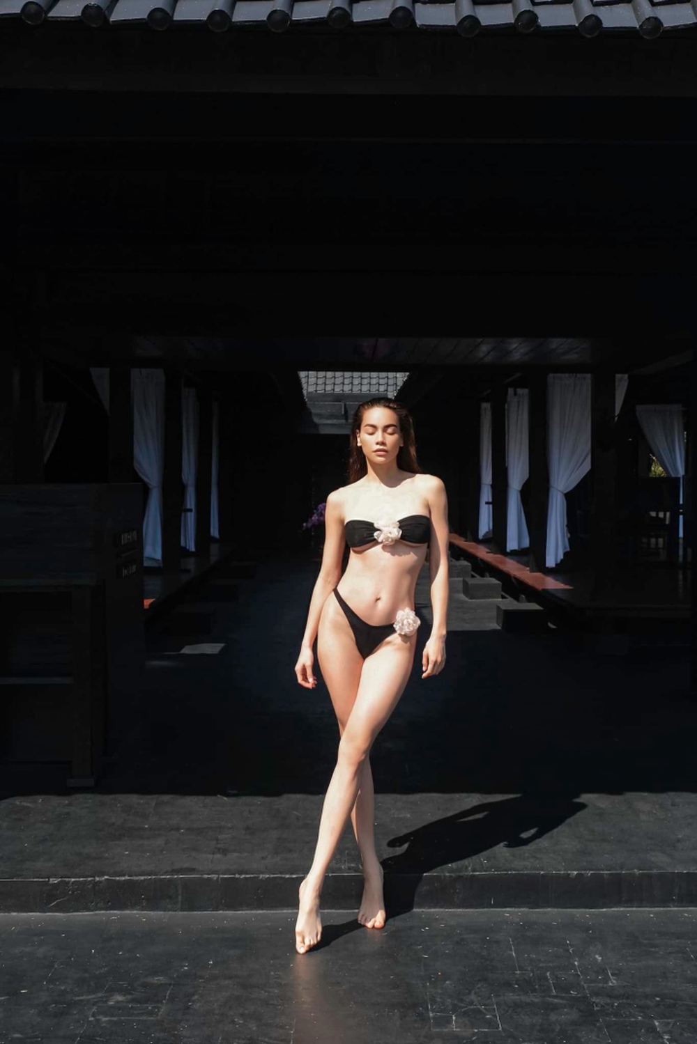Hồ Ngọc Hà diện bikini siêu nhỏ, khoe vóc dáng nuột nà - Ảnh 5.