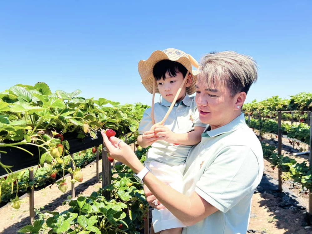 Sao Việt 26/6: Vũ Luân tươi tắn đi diễn, cháu gái Vũ Linh sụt cân vì ồn ào gia đình - Ảnh 6.