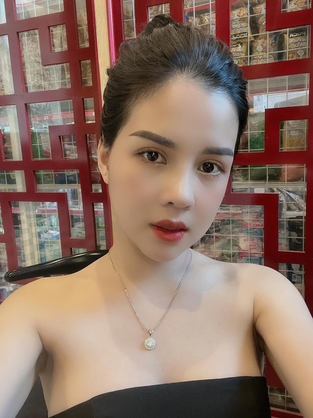 Cô gái 29 tuổi “lột xác” sau khi chi 500 triệu chỉnh sửa nhan sắc: Đẹp có động lực làm việc hơn