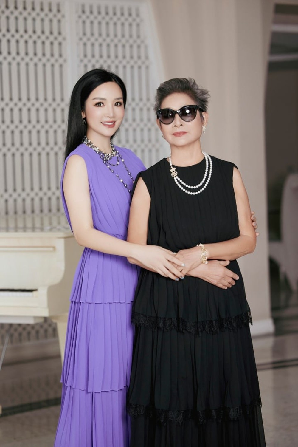 Hoa hậu Đền Hùng khoe mẹ ruột U80 vẫn trẻ trung, sành điệu, từng là hoa khôi Nhạc viện - Ảnh 5.