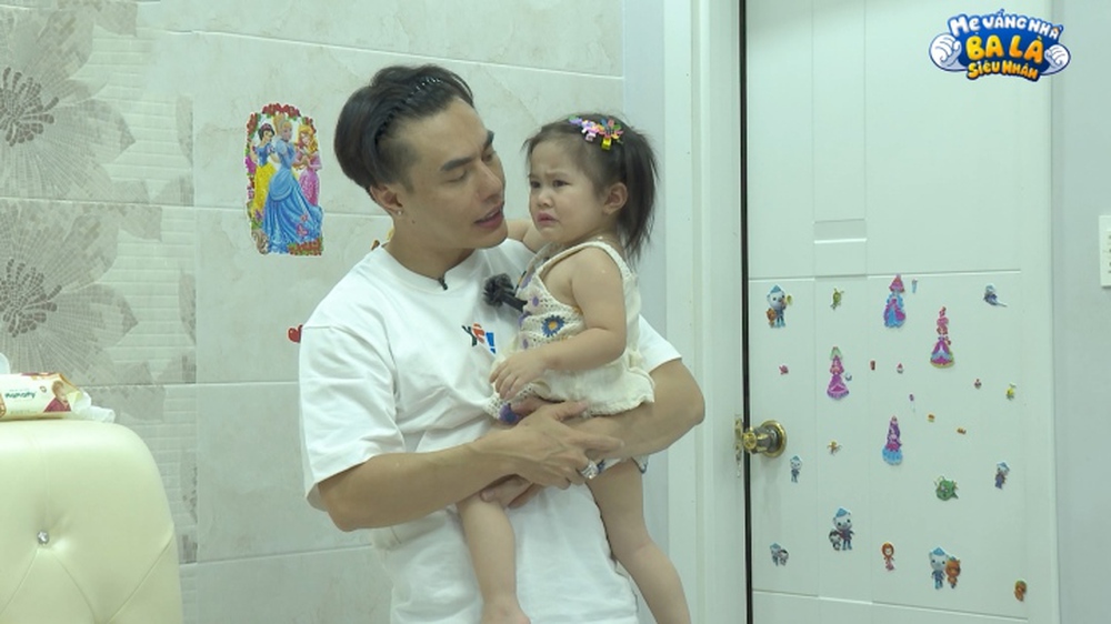 MC Thành Trung khóc nghẹn trên truyền hình khi kể về cha - Ảnh 3.
