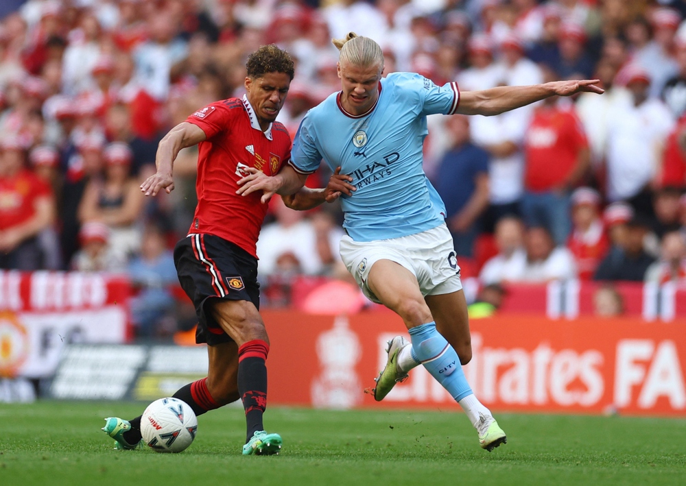 TRỰC TIẾP Man City 2 - 1 MU: Siêu phẩm thứ hai - Ảnh 1.