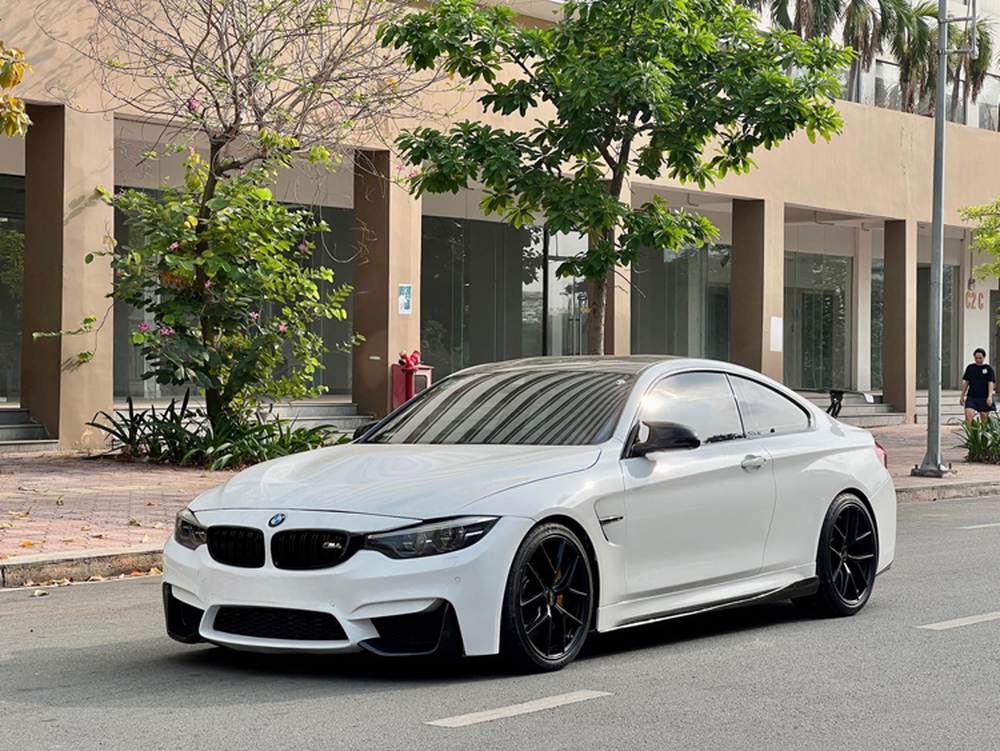 Rao BMW 4-Series độ M4 tới nóc giá 1,2 tỷ, người bán chia sẻ: Riêng tiền độ đã bằng tiền bán xe - Ảnh 1.