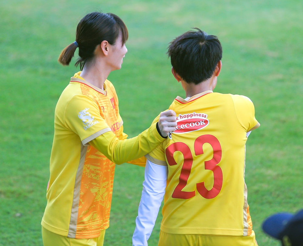 Huỳnh Như báo tin vui trước thềm World Cup - Ảnh 10.