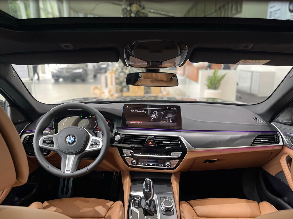 BMW lắp ráp giảm giá mạnh: 3-Series chưa đến 1,3 tỷ, X5 giảm gần 600 triệu - Ảnh 8.