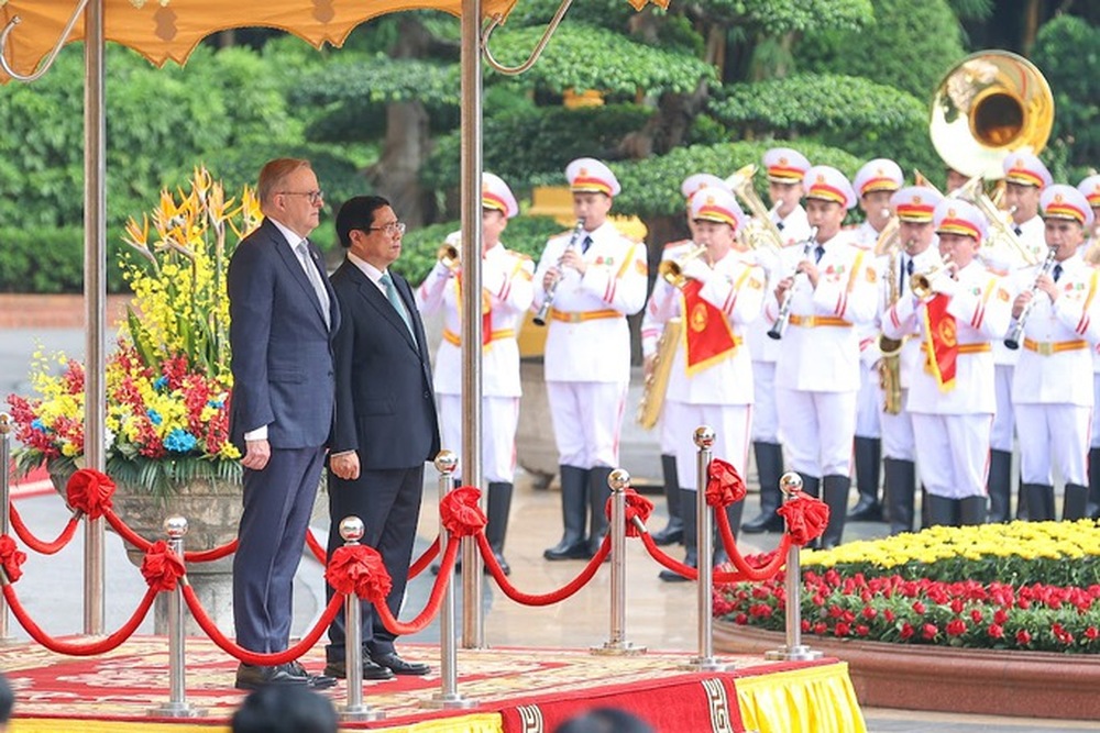 Cận cảnh Thủ tướng Phạm Minh Chính chủ trì lễ đón Thủ tướng Úc - Ảnh 7.