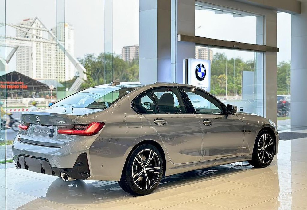 BMW lắp ráp giảm giá mạnh: 3-Series chưa đến 1,3 tỷ, X5 giảm gần 600 triệu - Ảnh 3.
