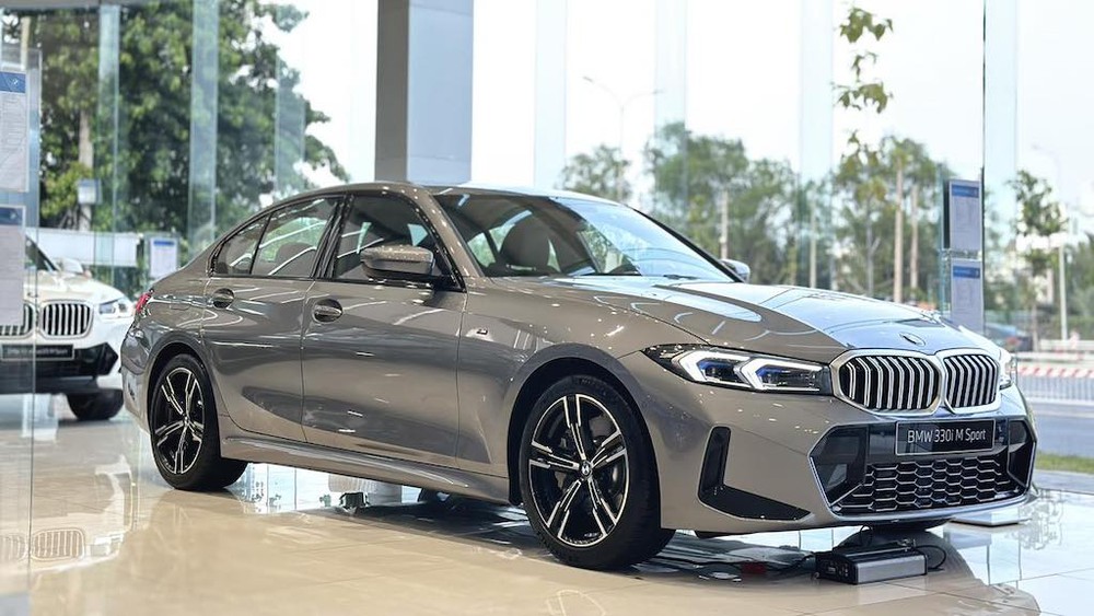 BMW lắp ráp giảm giá mạnh: 3-Series chưa đến 1,3 tỷ, X5 giảm gần 600 triệu - Ảnh 2.