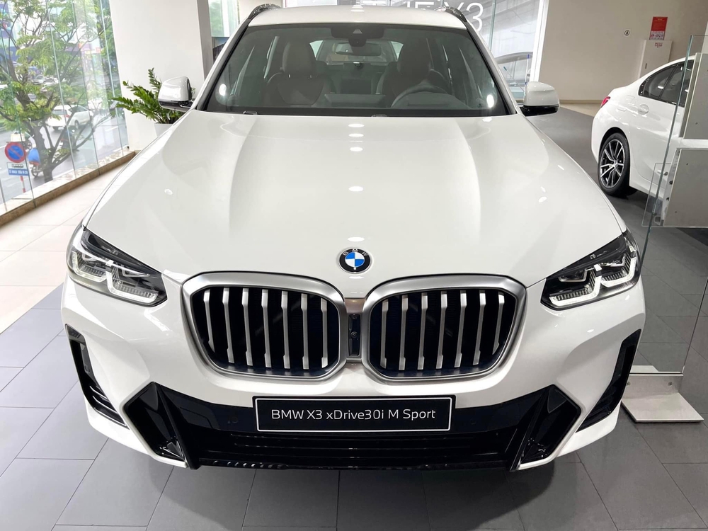 BMW lắp ráp giảm giá mạnh: 3-Series chưa đến 1,3 tỷ, X5 giảm gần 600 triệu - Ảnh 9.