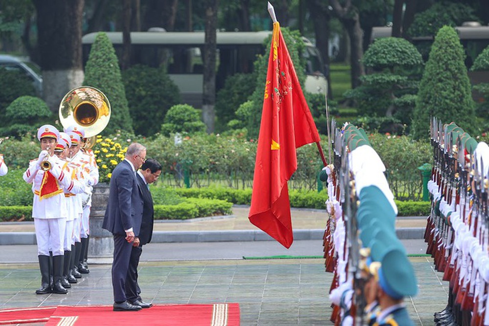 Cận cảnh Thủ tướng Phạm Minh Chính chủ trì lễ đón Thủ tướng Úc - Ảnh 8.