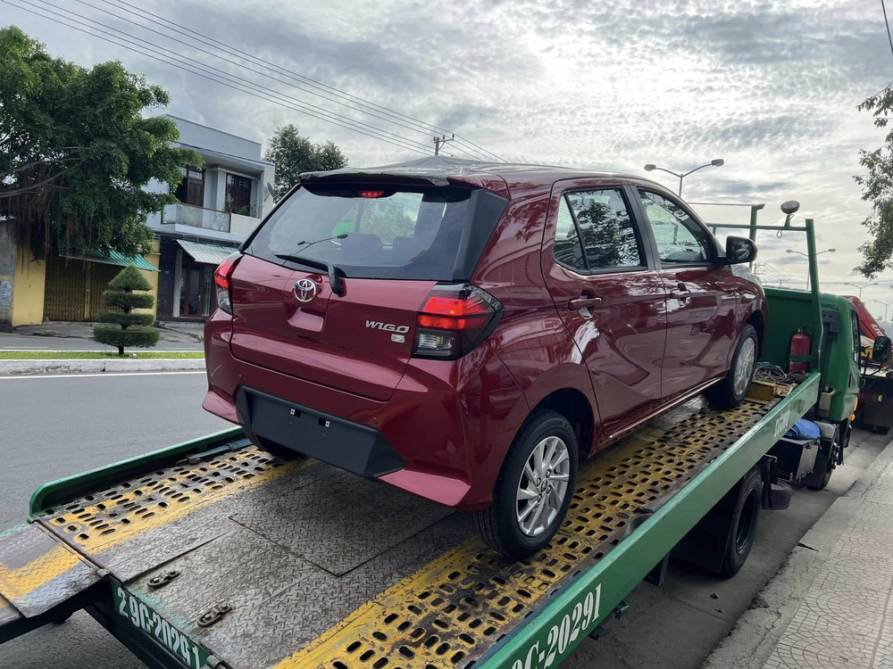 Toyota Wigo 2023 ồ ạt về đại l&yacute; s&aacute;t giờ ra mắt Việt Nam, chỉ c&ograve;n chờ gi&aacute; tốt để đấu i10 v&agrave; Morning - Ảnh 12.