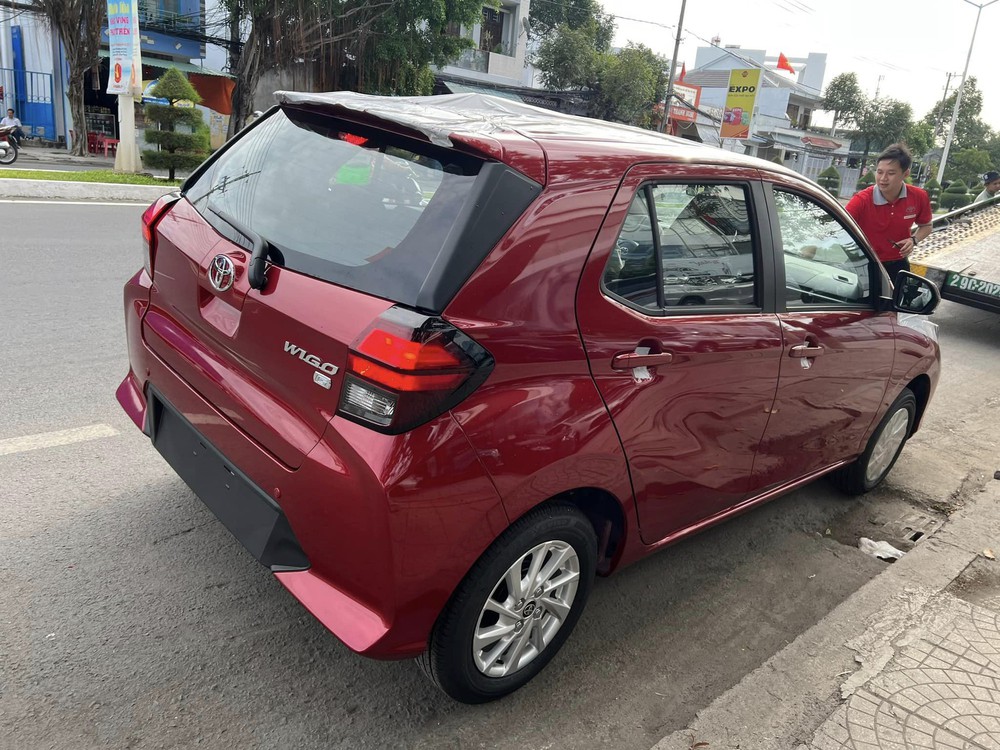 Toyota Wigo 2023 ồ ạt về đại l&yacute; s&aacute;t giờ ra mắt Việt Nam, chỉ c&ograve;n chờ gi&aacute; tốt để đấu i10 v&agrave; Morning - Ảnh 14.