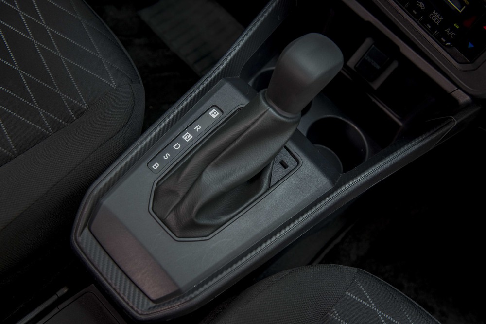 Hơn 10 chi tiết nâng cấp lớn trên Toyota Wigo 2023 tại Việt Nam: Có trang bị từng bị phàn nàn ở đời cũ - Ảnh 9.