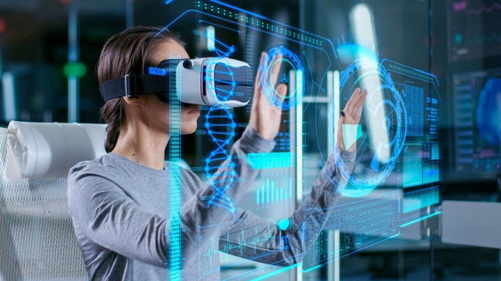 Kỹ sư người Việt tiết lộ mức lương khủng của những người tạo ra kính thực tế ảo Apple Vision Pro - Ảnh 2.