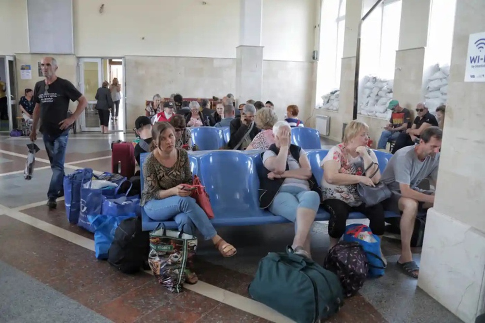 Vỡ đập Kherson: Ukraine gấp rút sơ tán hàng nghìn dân - Ảnh 7.